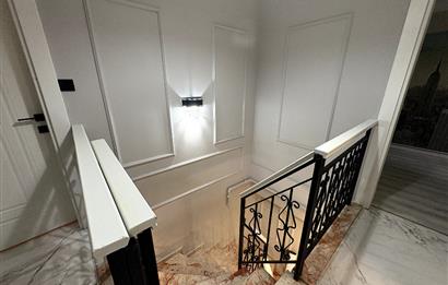 KARŞIYAKA GİRNE BULVARINA YAKIN GENİŞ 4+1 KİRALIK DUBLEKS DAİRE