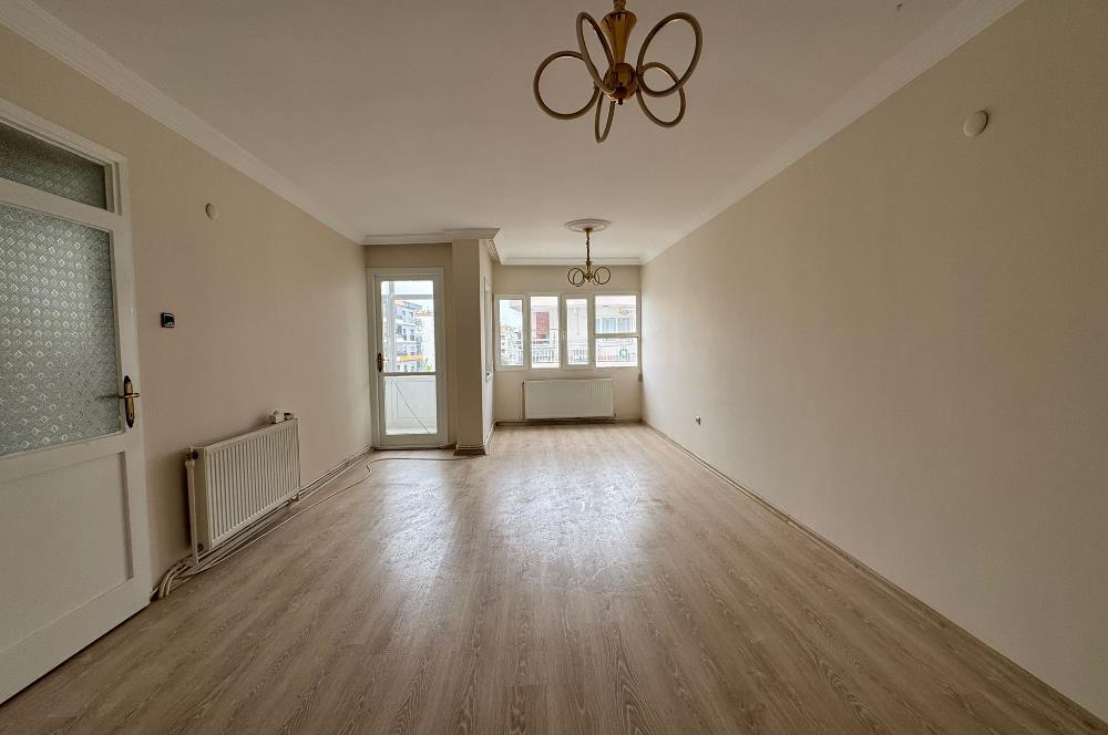 Bostalı'da Uğur Mumcu Parkı'nın yanında 3+1 Kiralık Daire