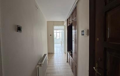 Bostalı'da Uğur Mumcu Parkı'nın yanında 3+1 Kiralık Daire