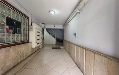 Bostalı'da Uğur Mumcu Parkı'nın yanında 3+1 Kiralık Daire