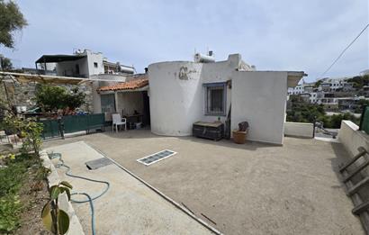 Bodrum Gümüşlükte Satılık 2+1 Havuzlu Dubleks Daire