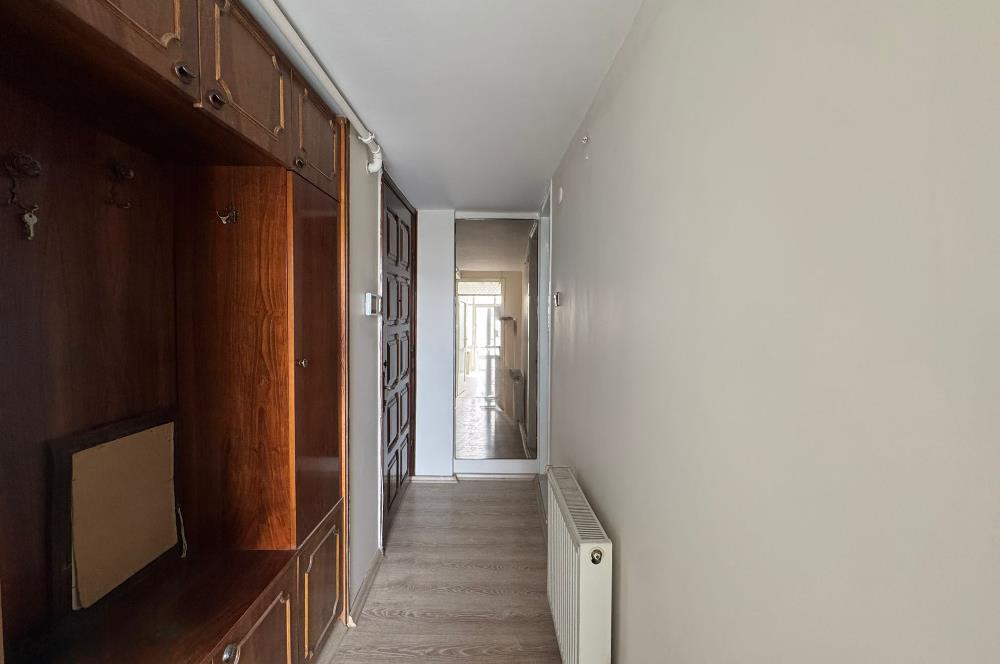 Bostalı'da Uğur Mumcu Parkı'nın yanında 3+1 Kiralık Daire