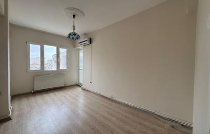 Bostalı'da Uğur Mumcu Parkı'nın yanında 3+1 Kiralık Daire