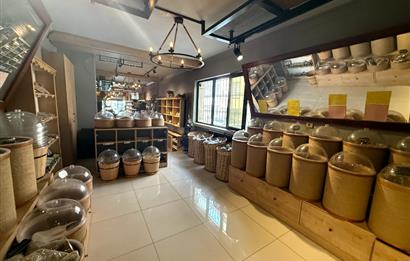 DİKMEN MERKEZDE ANA CADDEDE 200m2 ŞARKÜTERİ VE DOĞAL ÜRÜNLER