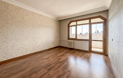 KOZYATAĞI IŞIKLAR1 SİTESİNDE 12. KAT, ADALAR MANZARALI BOŞ 3+1 DAİRE