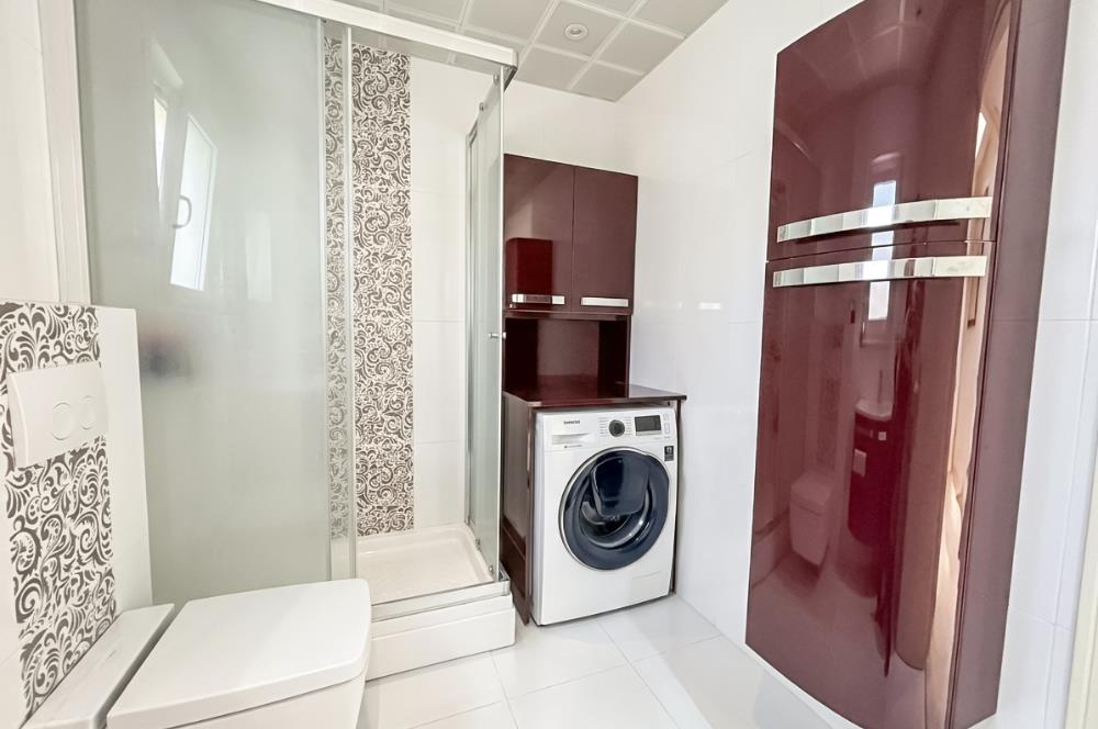 KOZYATAĞI IŞIKLAR1 SİTESİNDE 12. KAT, ADALAR MANZARALI BOŞ 3+1 DAİRE