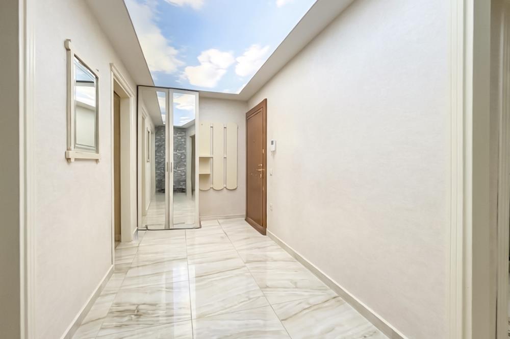 KOZYATAĞI IŞIKLAR1 SİTESİNDE 12. KAT, ADALAR MANZARALI BOŞ 3+1 DAİRE