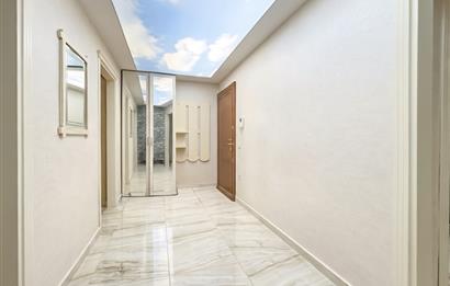 KOZYATAĞI IŞIKLAR1 SİTESİNDE 12. KAT, ADALAR MANZARALI BOŞ 3+1 DAİRE