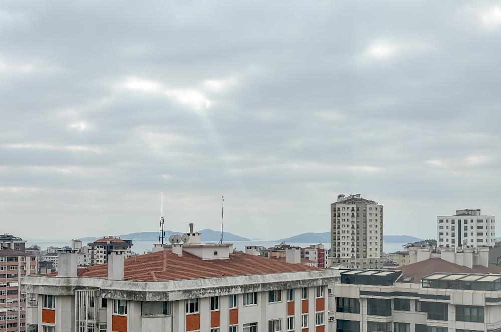 KOZYATAĞI IŞIKLAR1 SİTESİNDE 12. KAT, ADALAR MANZARALI BOŞ 3+1 DAİRE