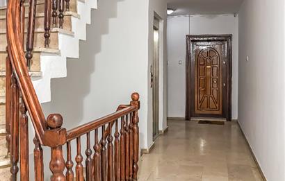 KOZYATAĞI IŞIKLAR1 SİTESİNDE 12. KAT, ADALAR MANZARALI BOŞ 3+1 DAİRE