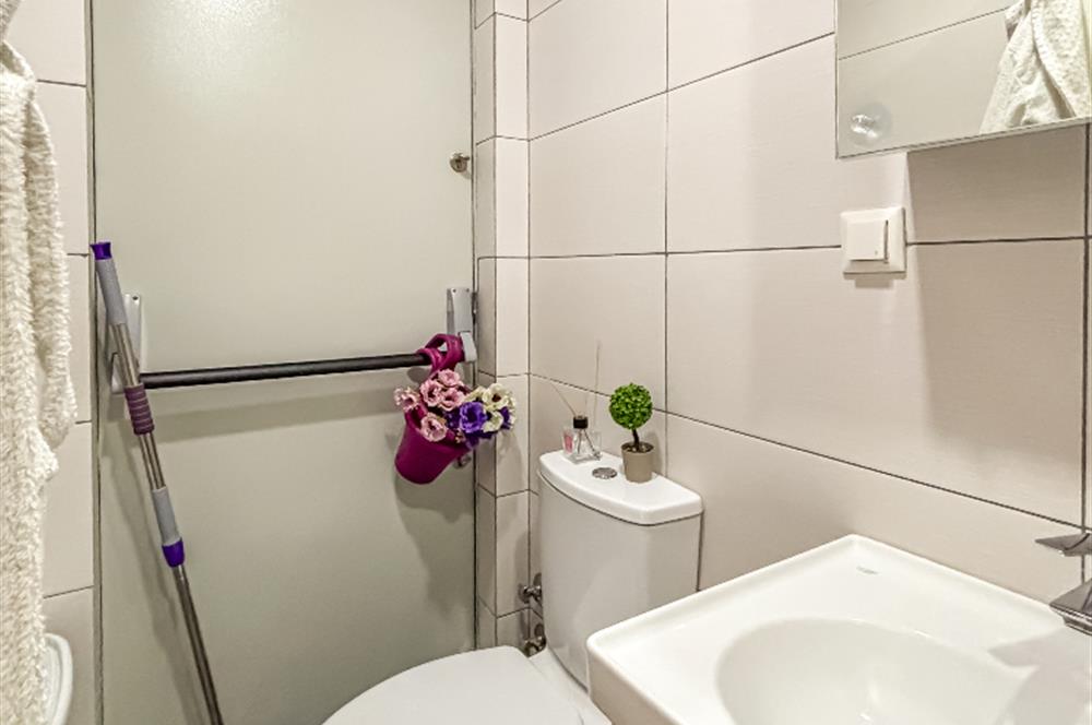 KOZYATAĞI ŞAKACI SOKAKTA, 12. KAT, ADALAR MANZARALI 4+1 DAİRE