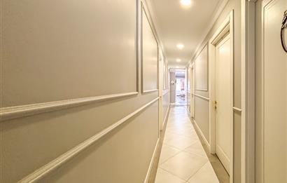 KOZYATAĞI ŞAKACI SOKAKTA, 12. KAT, ADALAR MANZARALI 4+1 DAİRE