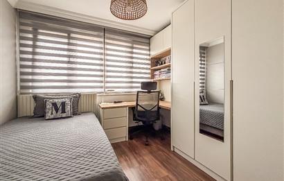 KOZYATAĞI ŞAKACI SOKAKTA, 12. KAT, ADALAR MANZARALI 4+1 DAİRE