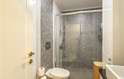 KOZYATAĞI ŞAKACI SOKAKTA, 12. KAT, ADALAR MANZARALI 4+1 DAİRE