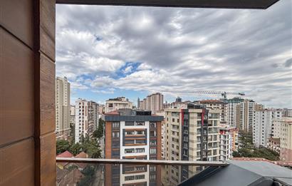 KOZYATAĞI ŞAKACI SOKAKTA, 12. KAT, ADALAR MANZARALI 4+1 DAİRE