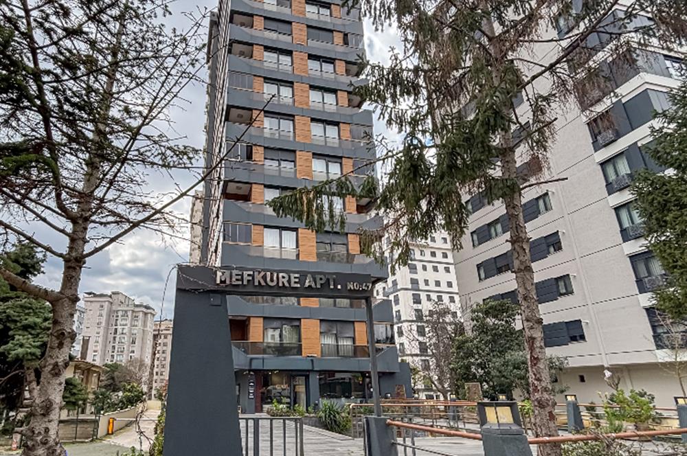 KOZYATAĞI ŞAKACI SOKAKTA, 12. KAT, ADALAR MANZARALI 4+1 DAİRE