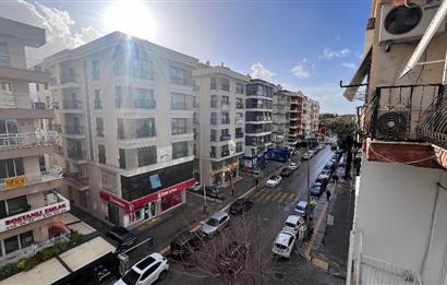 Bostanlı Cemal Gürsel Caddesinde 3+1 Kiralık İş Yeri