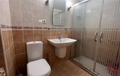 Bostanlı Cemal Gürsel Caddesinde 3+1 Kiralık İş Yeri