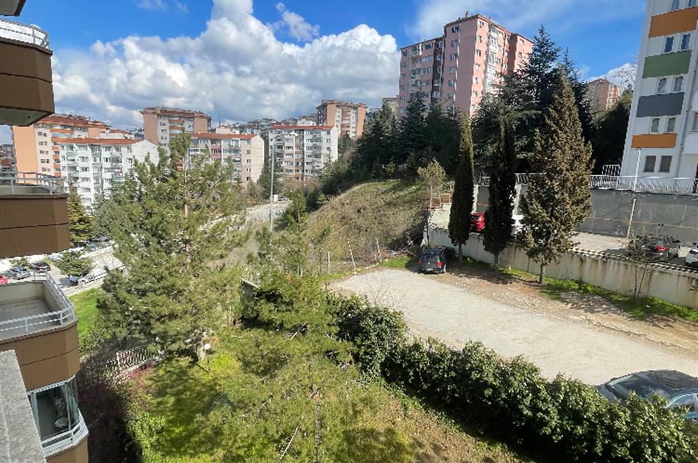 DİKMEN CADDESİ ÜZERİNDE 3,5+1 DAİRE