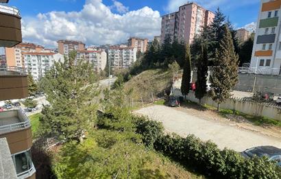 DİKMEN CADDESİ ÜZERİNDE 3,5+1 DAİRE