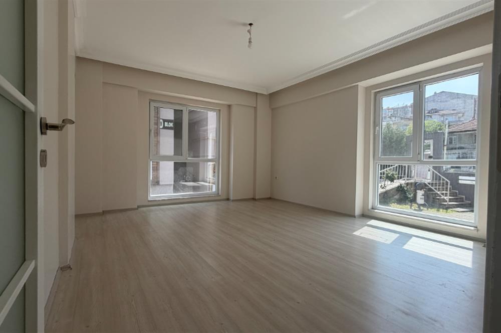 Erenler'de Kiralık 2+1 Güney Cephe Daire