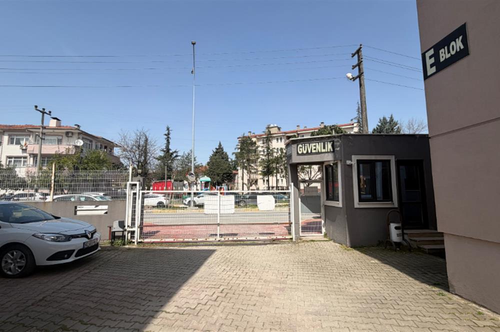 Erenler'de Kiralık 2+1 Güney Cephe Daire