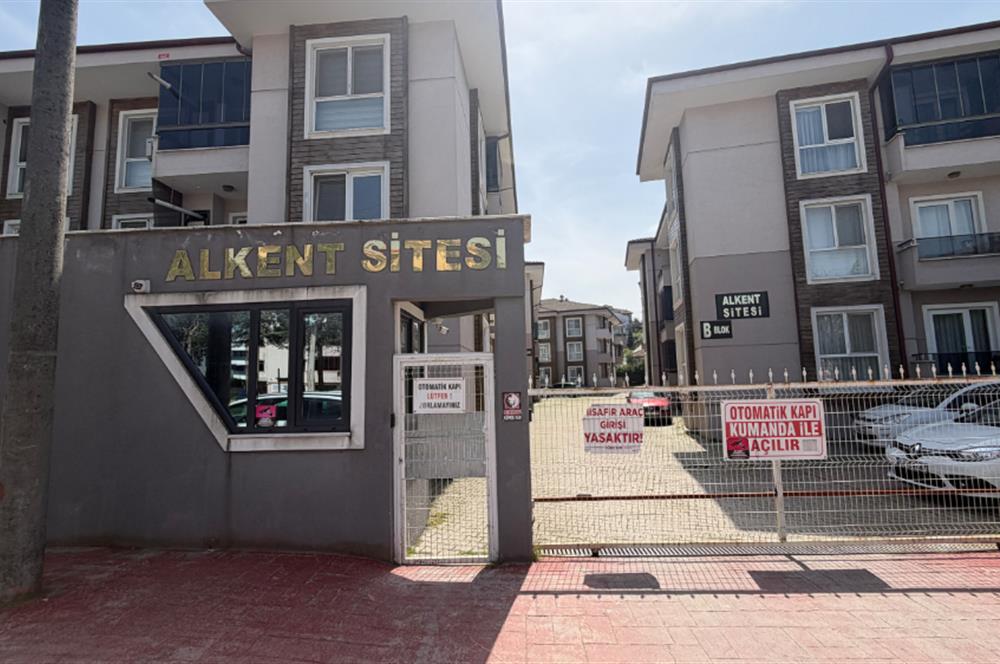 Erenler'de Kiralık 2+1 Güney Cephe Daire