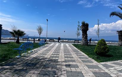 C21 Cius; Sahil Kordonda Full Deniz Manzaralı Eşyalı 3+1 Daire