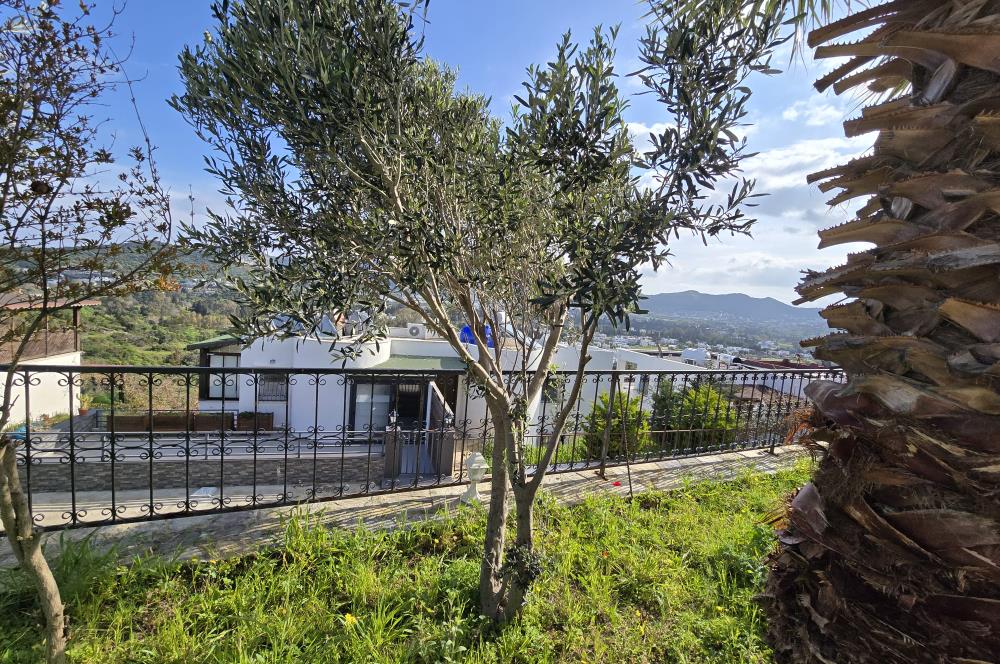  Bodrum Gümüşlük Bahçeli Kısmi Deniz Manzaralı Bahçeli Müstakil Ev