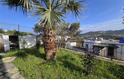  Bodrum Gümüşlük Bahçeli Kısmi Deniz Manzaralı Bahçeli Müstakil Ev
