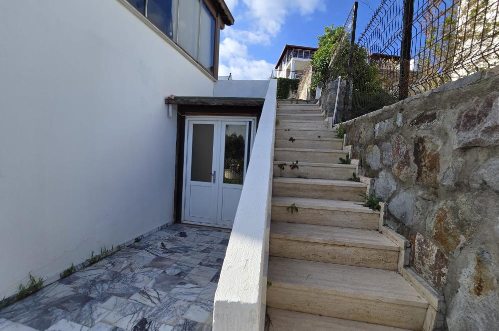  Bodrum Gümüşlük Bahçeli Kısmi Deniz Manzaralı Bahçeli Müstakil Ev