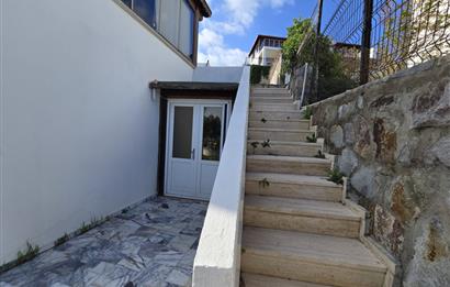  Bodrum Gümüşlük Bahçeli Kısmi Deniz Manzaralı Bahçeli Müstakil Ev