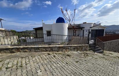  Bodrum Gümüşlük Bahçeli Kısmi Deniz Manzaralı Bahçeli Müstakil Ev