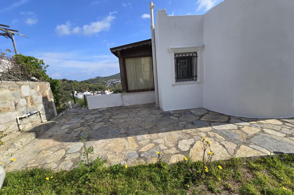  Bodrum Gümüşlük Bahçeli Kısmi Deniz Manzaralı Bahçeli Müstakil Ev