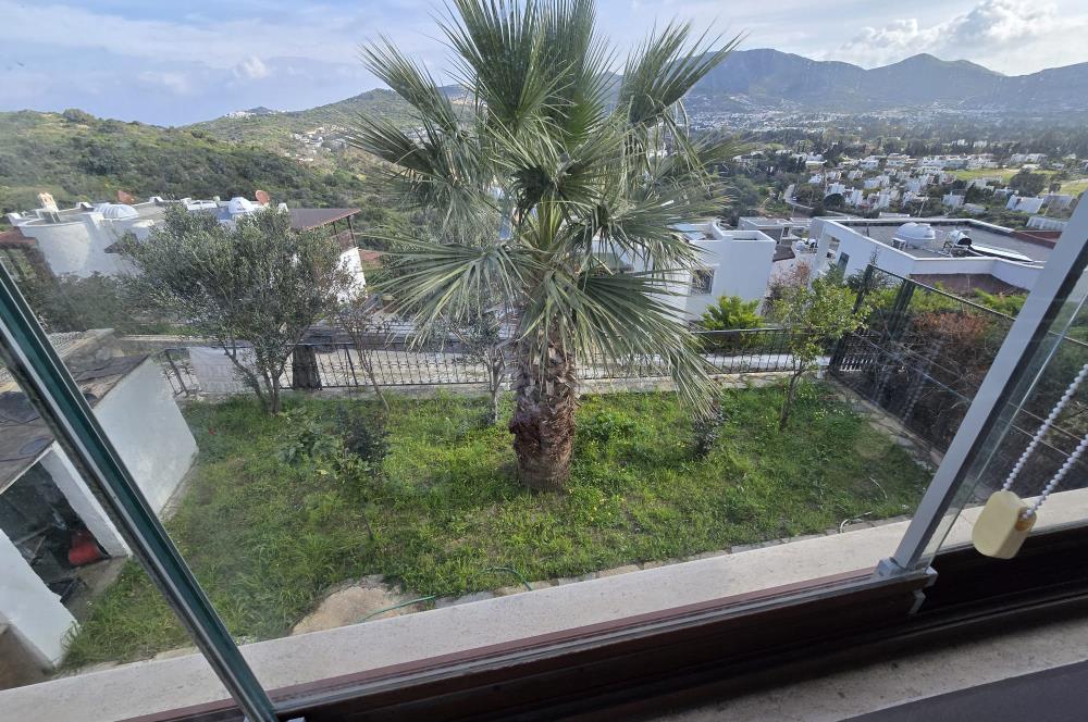  Bodrum Gümüşlük Bahçeli Kısmi Deniz Manzaralı Bahçeli Müstakil Ev