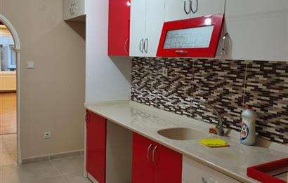 ATATÜRK MAHALLESİNDE İÇİ YAPILMIŞ 3+1 GENİŞ DAİRE