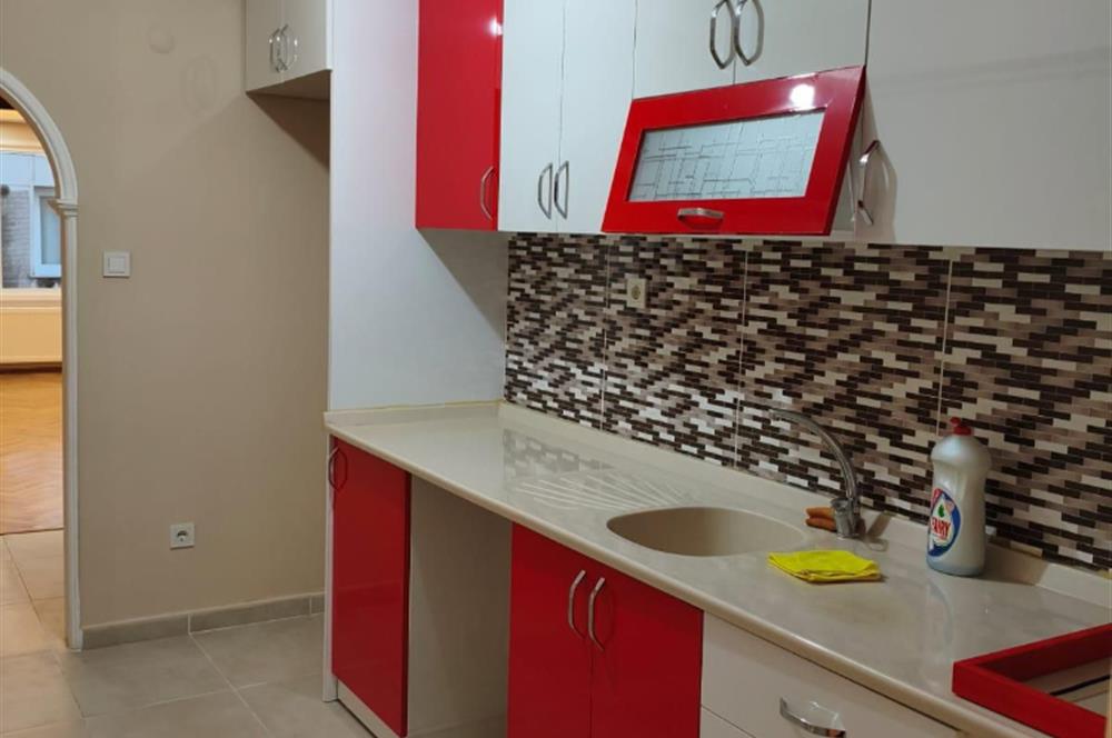 ATATÜRK MAHALLESİNDE İÇİ YAPILMIŞ 3+1 GENİŞ DAİRE