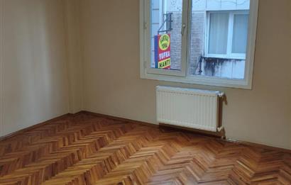 ATATÜRK MAHALLESİNDE İÇİ YAPILMIŞ 3+1 GENİŞ DAİRE