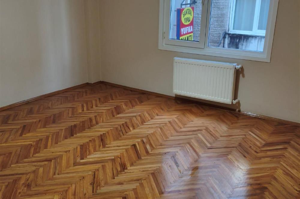 ATATÜRK MAHALLESİNDE İÇİ YAPILMIŞ 3+1 GENİŞ DAİRE