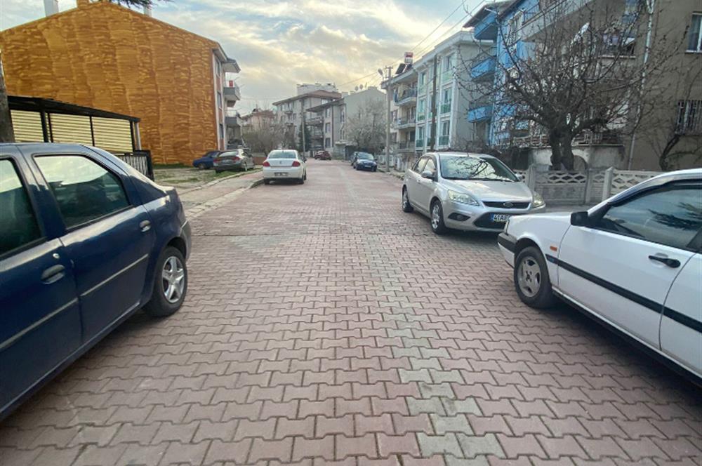 CENTURY 21 PLUS'DAN ESENTEPE MAHALLESİNDE 2+1 KİRALIK DAİRE