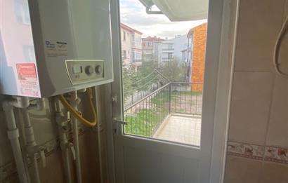 CENTURY 21 PLUS'DAN ESENTEPE MAHALLESİNDE 2+1 KİRALIK DAİRE