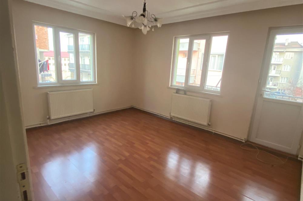 CENTURY 21 PLUS'DAN ESENTEPE MAHALLESİNDE 2+1 KİRALIK DAİRE