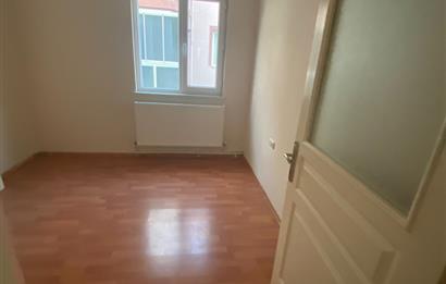 CENTURY 21 PLUS'DAN ESENTEPE MAHALLESİNDE 2+1 KİRALIK DAİRE