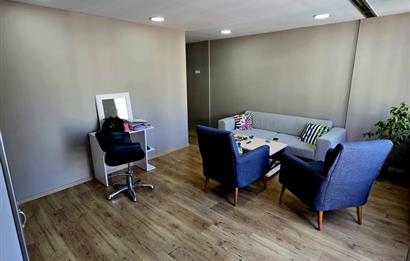 BEYOĞLU CUMHURİYET CADDESİNDE 5+1 KİRALIK İŞ YERİ