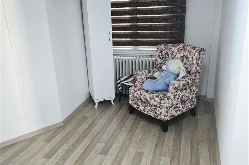 BEYOĞLU CUMHURİYET CADDESİNDE 5+1 KİRALIK İŞ YERİ