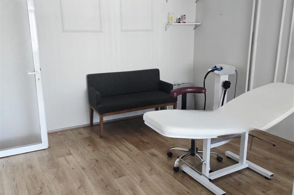 BEYOĞLU CUMHURİYET CADDESİNDE 5+1 KİRALIK İŞ YERİ