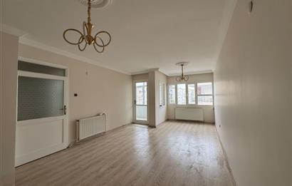 Bostalı'da Uğur Mumcu Parkı'nın yanında 3+1 Kiralık Daire