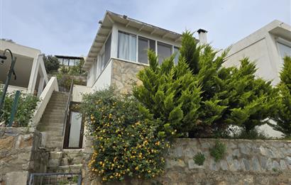 Bodrum Gümüşlükte Satılık 2+1 Havuzlu Dubleks Daire