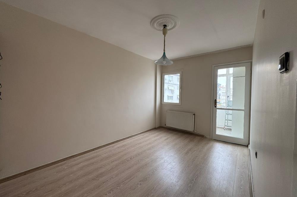 Bostalı'da Uğur Mumcu Parkı'nın yanında 3+1 Kiralık Daire