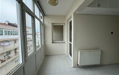 Bostalı'da Uğur Mumcu Parkı'nın yanında 3+1 Kiralık Daire